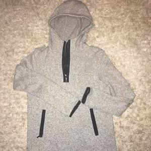 Lululemon half zip pull over