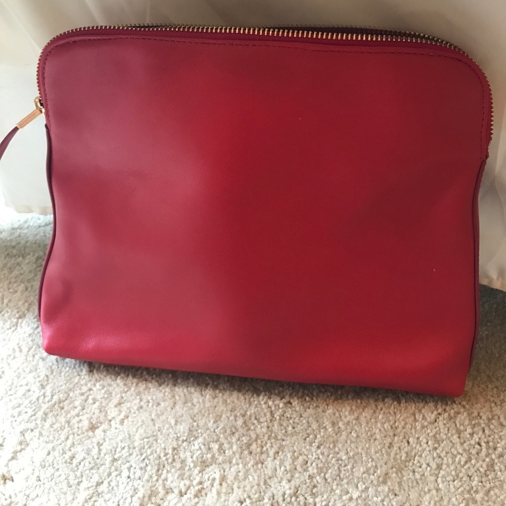 India Hicks pouch