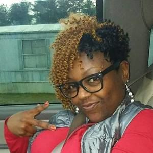 Meet your Posher, Angie