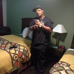 Meet your Posher, Montrail