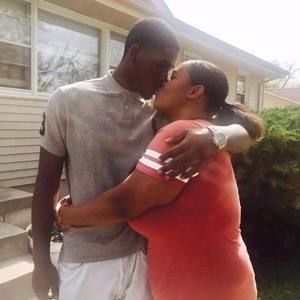 Meet your Posher, Howard