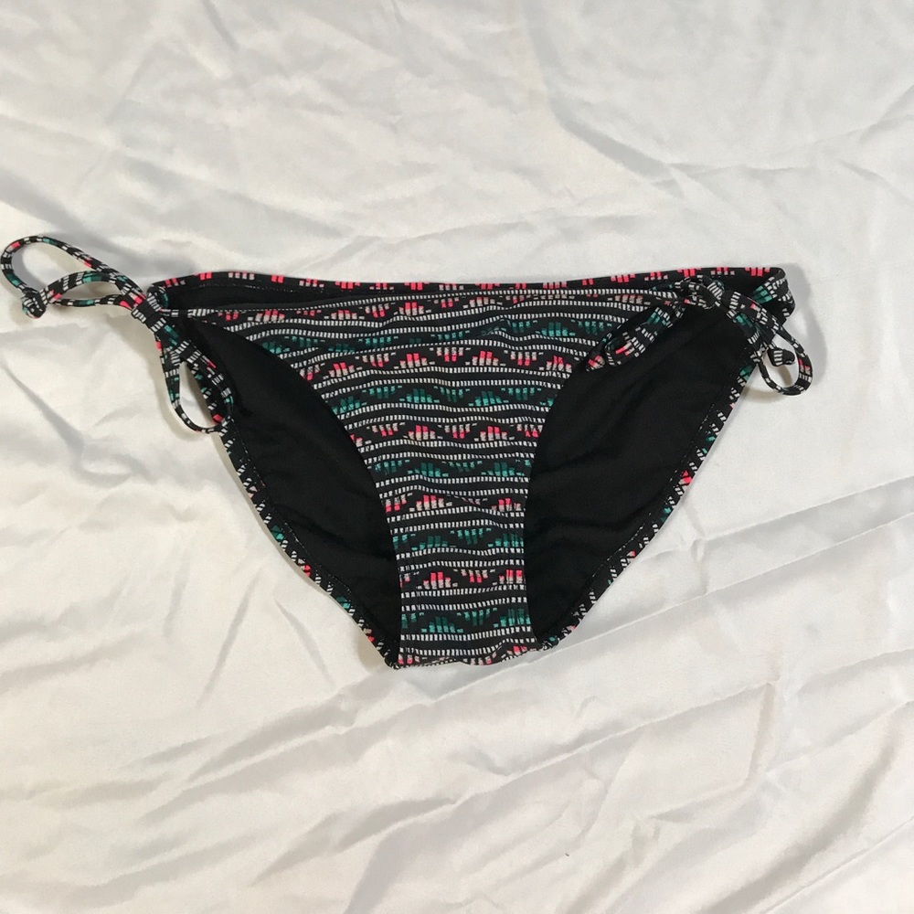 Old navy string Bikini