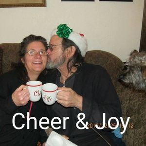 Meet your Posher, Lora