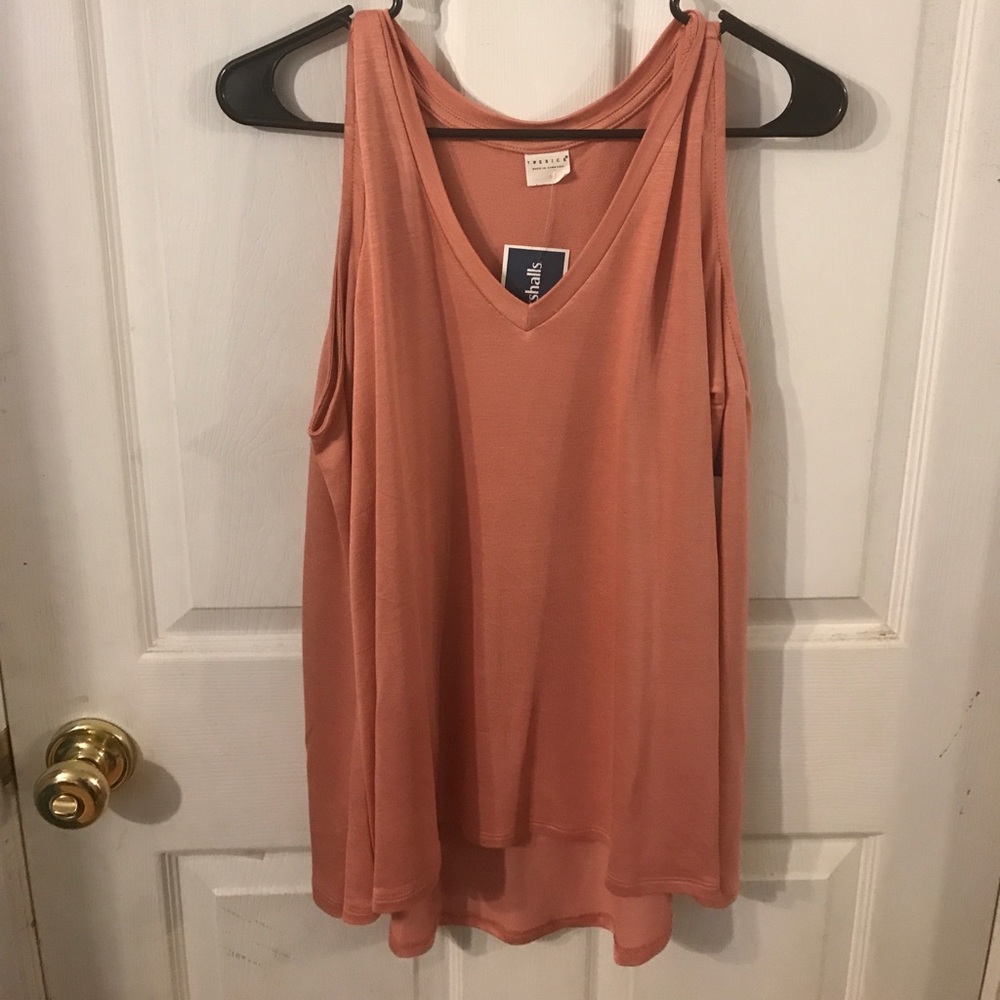 Tresics open shoulder long sleeve tshirt!