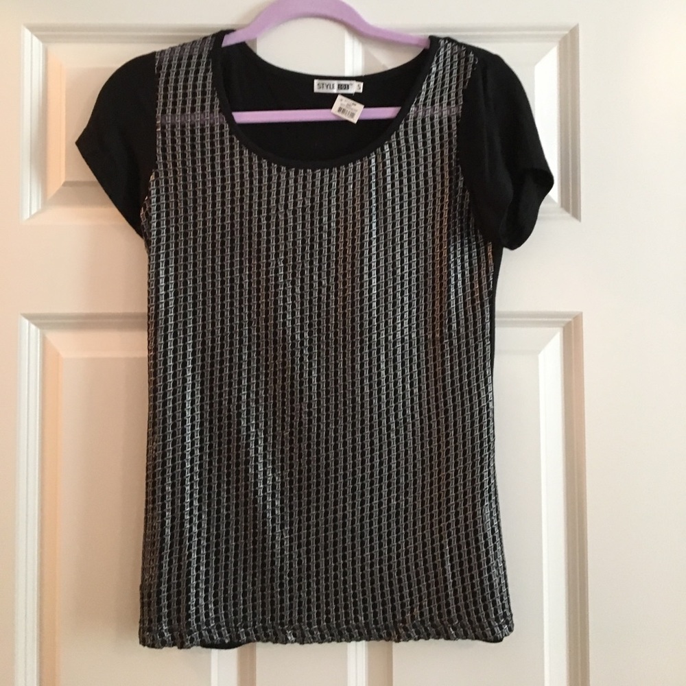 NWT black top