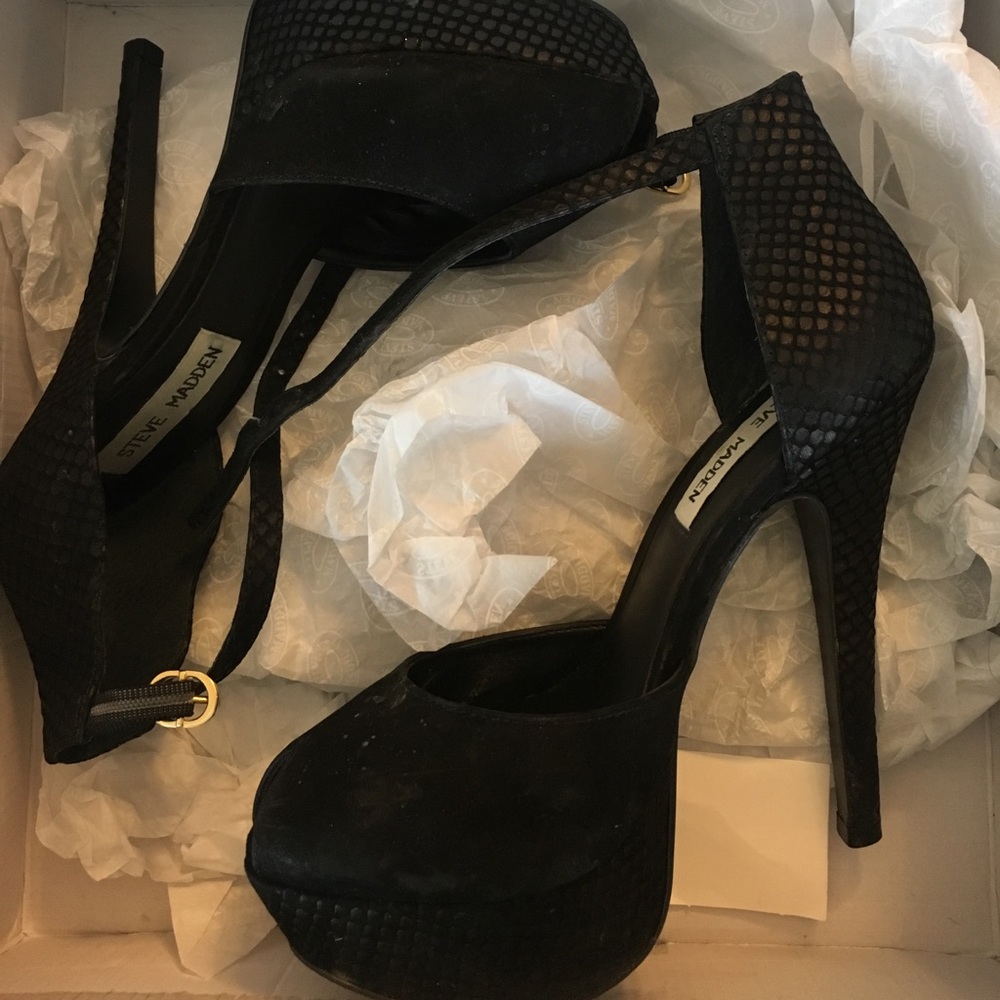 Steve Madden Bobalu Platforms