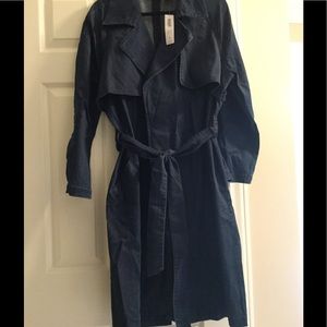 Chicos Trench Coat, so 3, never worn, w/tags