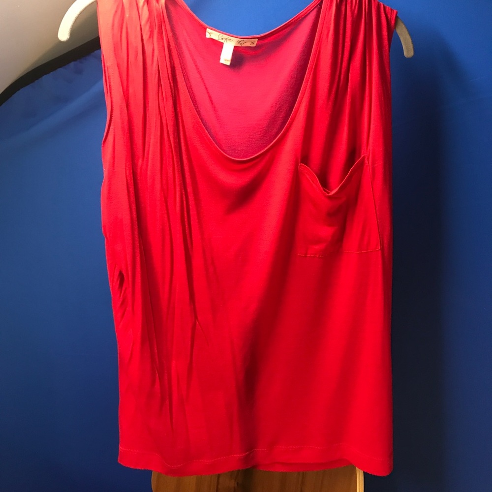 Soft Joie sleeveless shirt