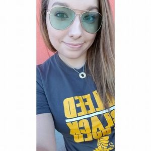 Meet your Posher, Jordan