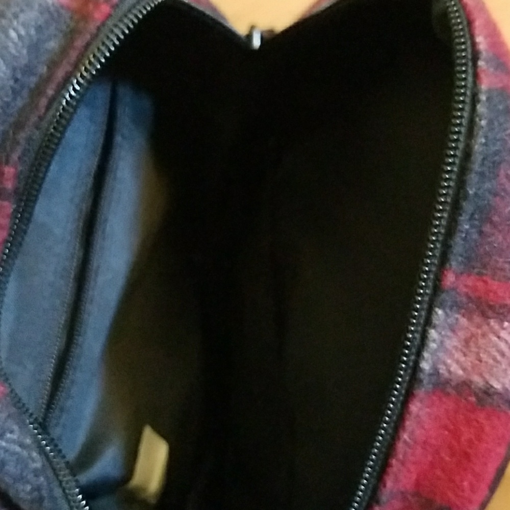 Purse - Picture 3 of 5