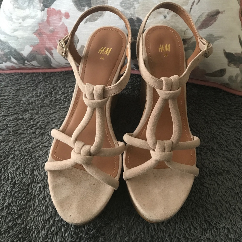 Blush Pink H&M Wedges