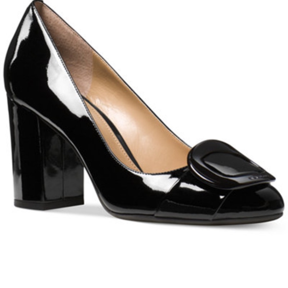 Michael Kors Closes Toe Pumps size 8