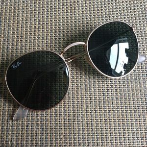 Round Ray Bans