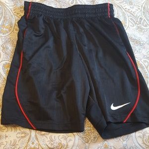 Black/red basketball shorts size small