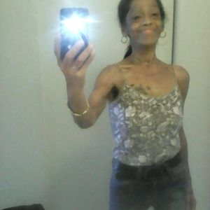 Meet your Posher, Virginia