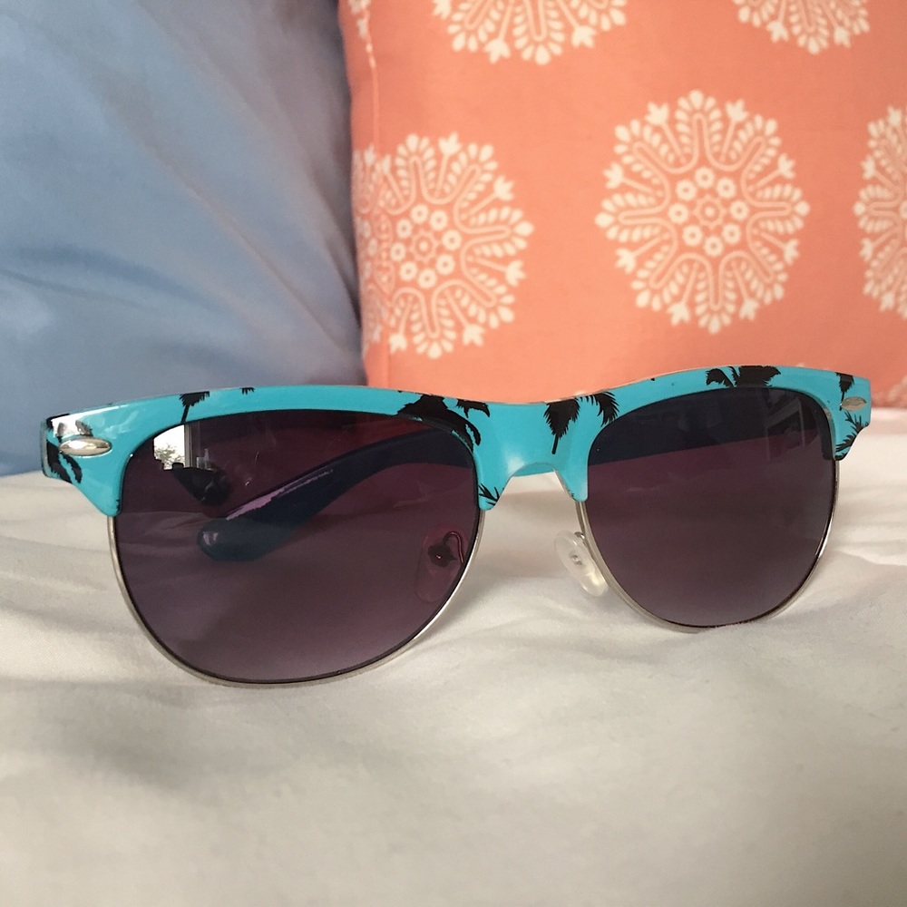 Wet Seal Sunglasses