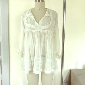 Gorgeous white jacquard blouse