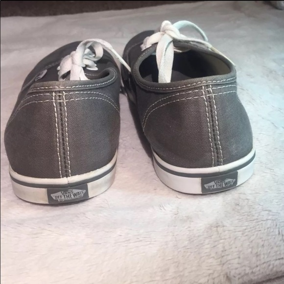 Vans - Picture 2 of 3