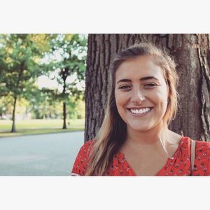 Meet your Posher, Alena