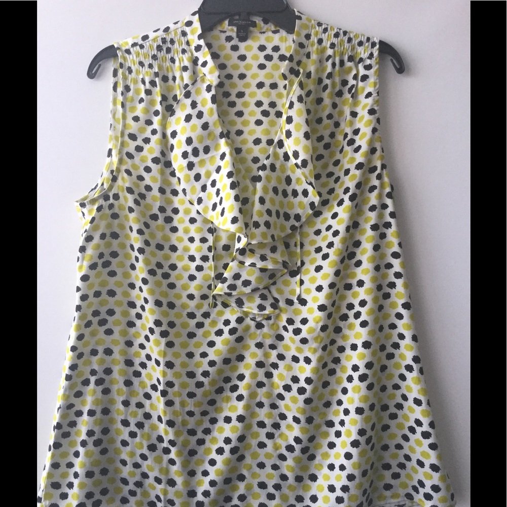 Lime and black could be navy can,t really tell
