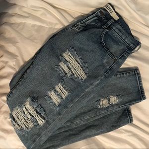 Brandy Melville Boyfriend Jeans