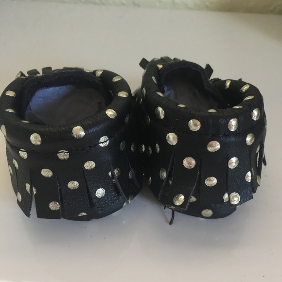 NWT FRESHLY PICKED BABY MOCCASIN SIZE 2 - Picture 4 of 6