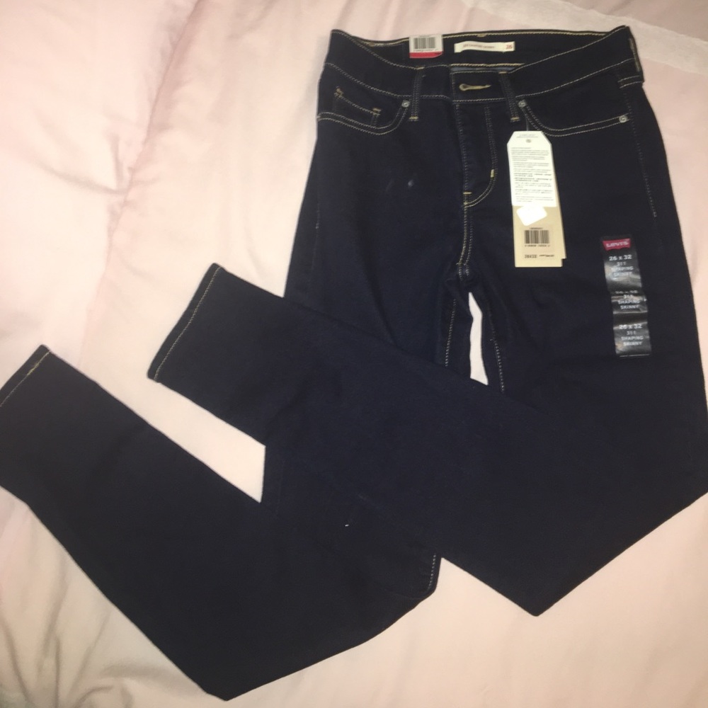 NEVER WORN Highwaisted "shaping" skinny jeans