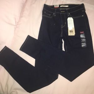NEVER WORN Highwaisted "shaping" skinny jeans