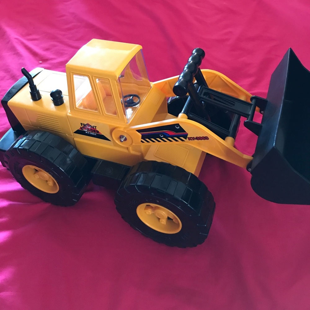 Toy truck