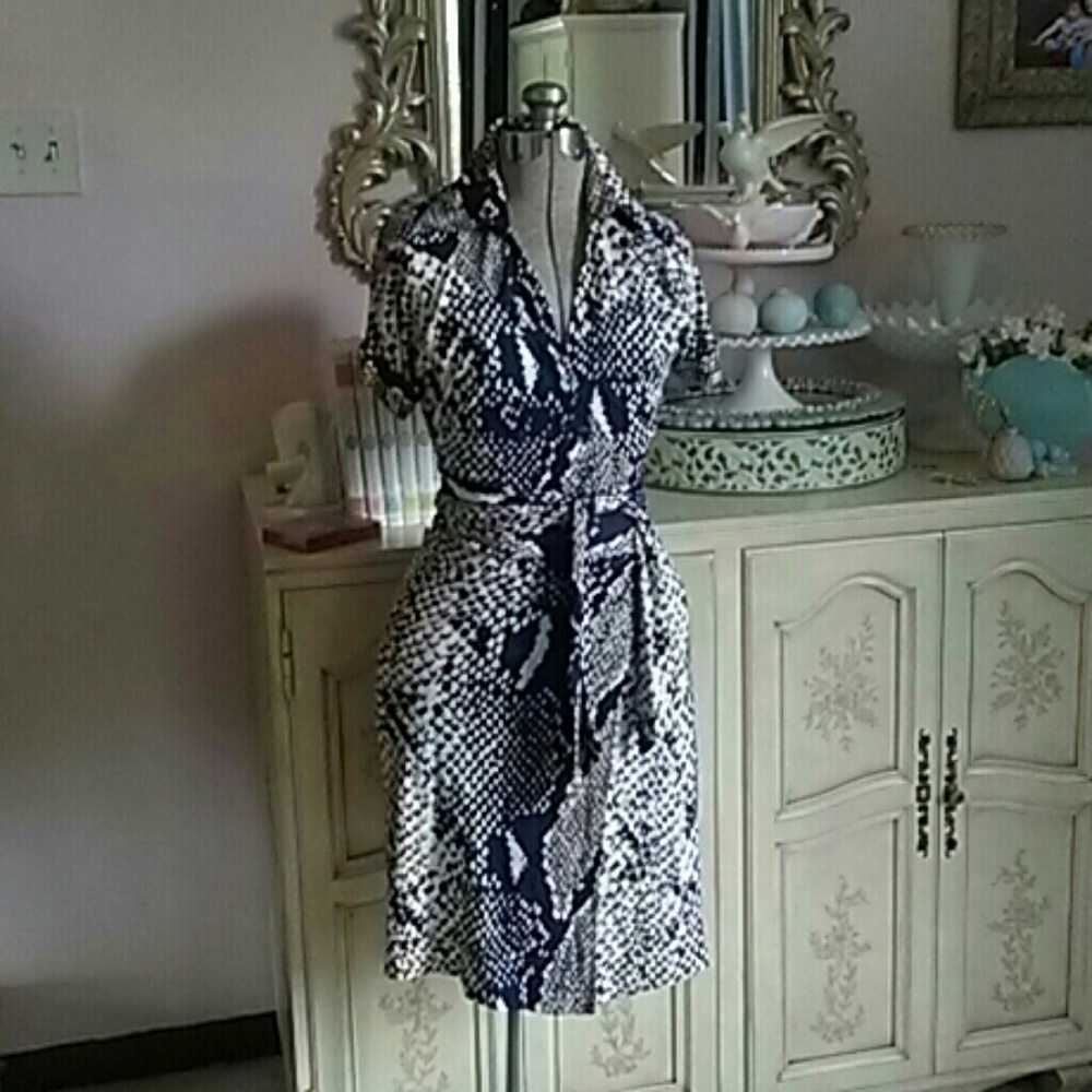 Diane Von Furstenberg Avara Wrap Dress