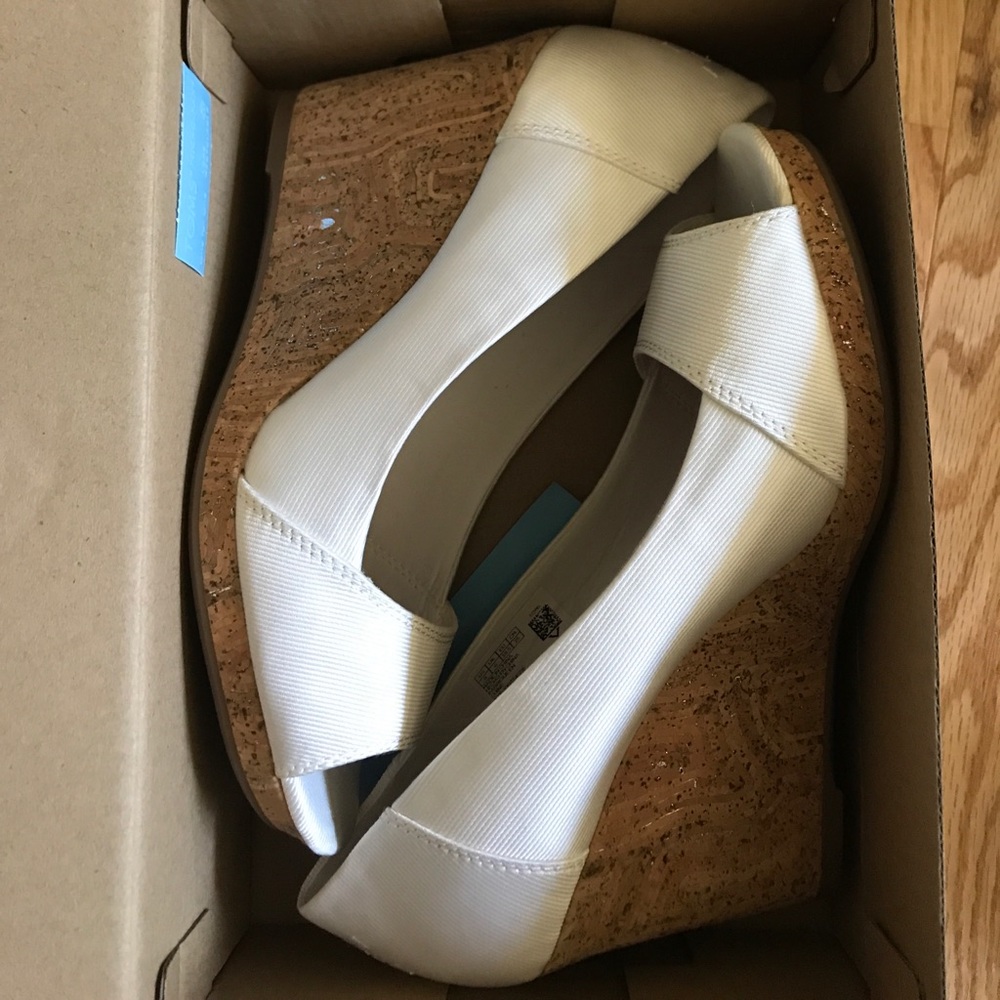 Toms Stella White Grosgrain Wedges