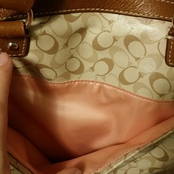 Coach Handbag - Picture 2 of 3