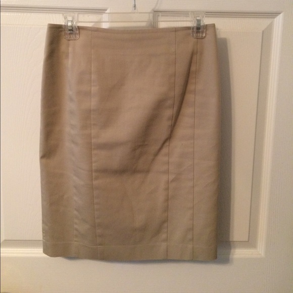 Tan, Ann Taylor pencil skirt - Picture 5 of 5