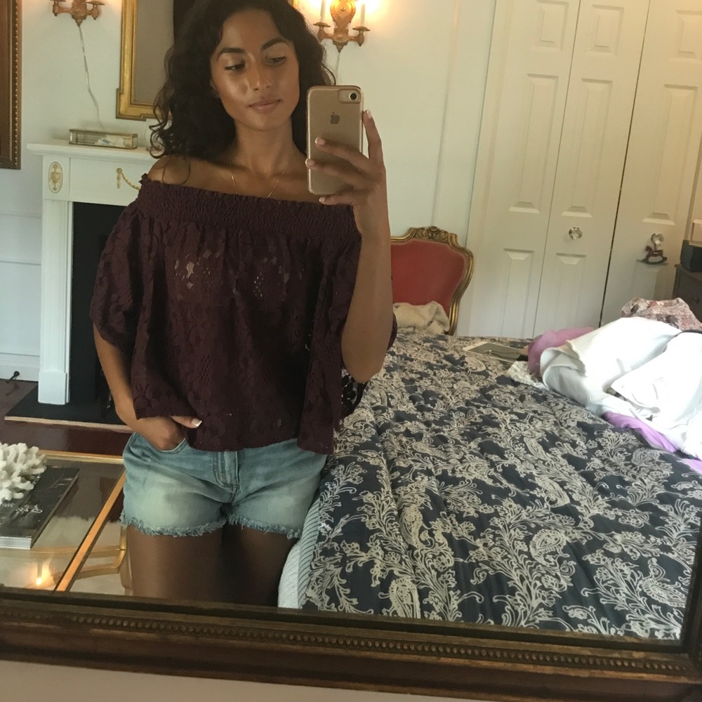 Abercrombie and Fitch Off the Shoulder Top