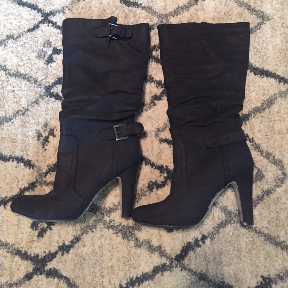 Black boots