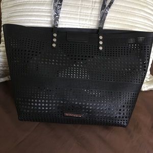 BCBG Generation Hangbag