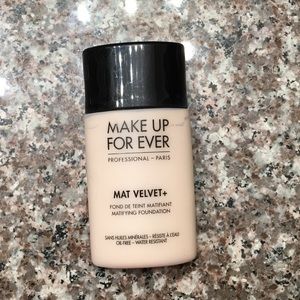 MUFE Mat Velvet + #15