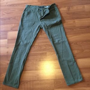 🌲Aeropostale dark green skinny jeans 30/30💚
