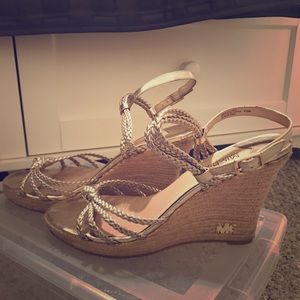 Michael Kors wedge size 8.5
