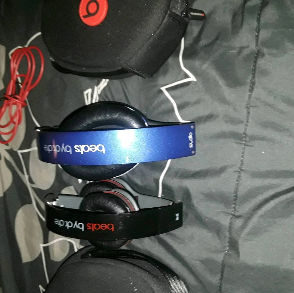 2pairs of authanic beats by dre headphones