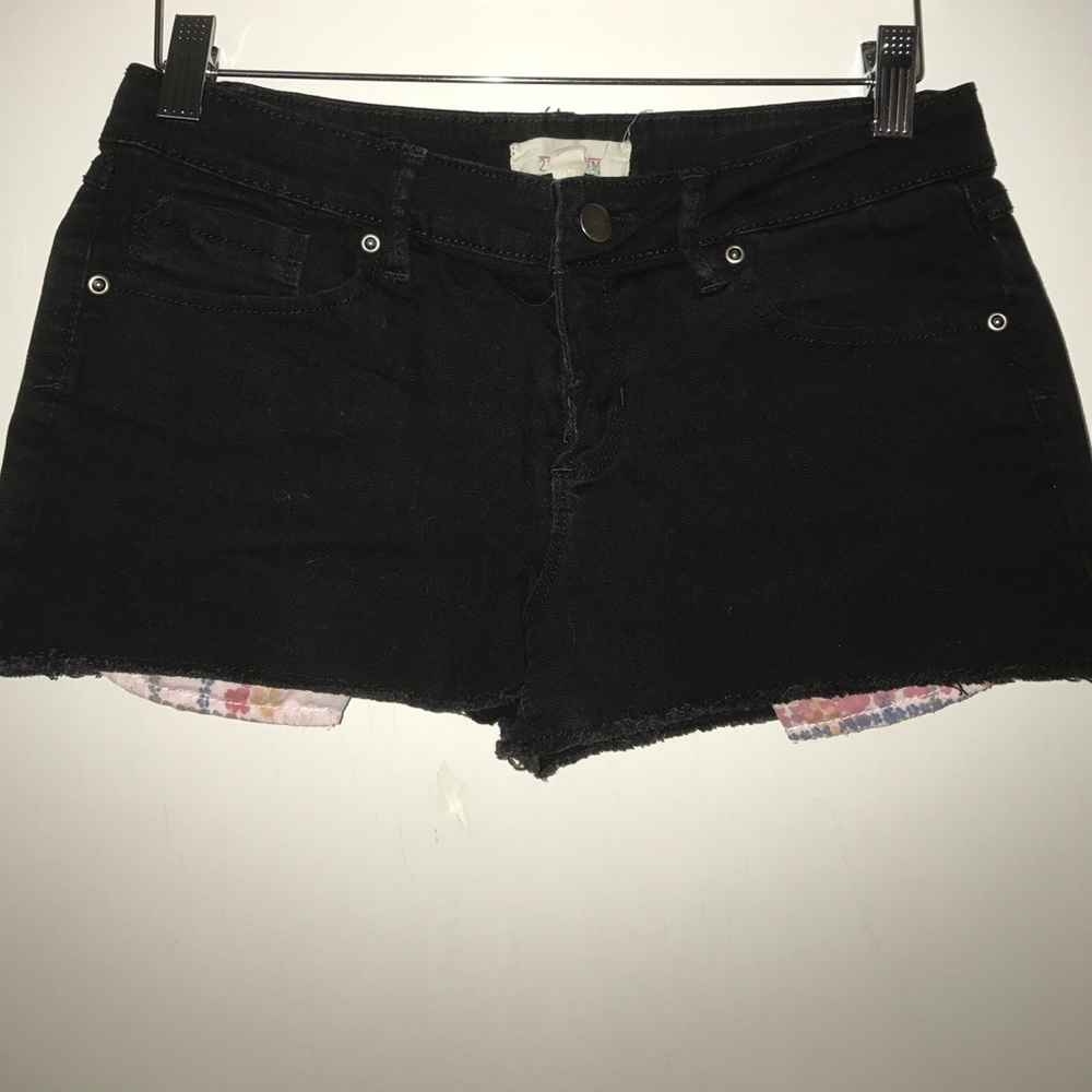 Black cutoff jean shorts