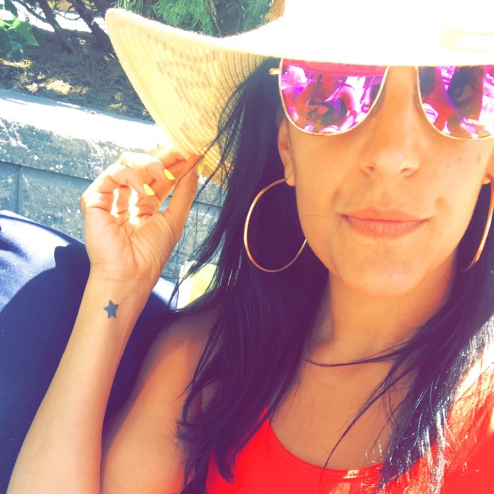 Meet your Posher, Stephanie