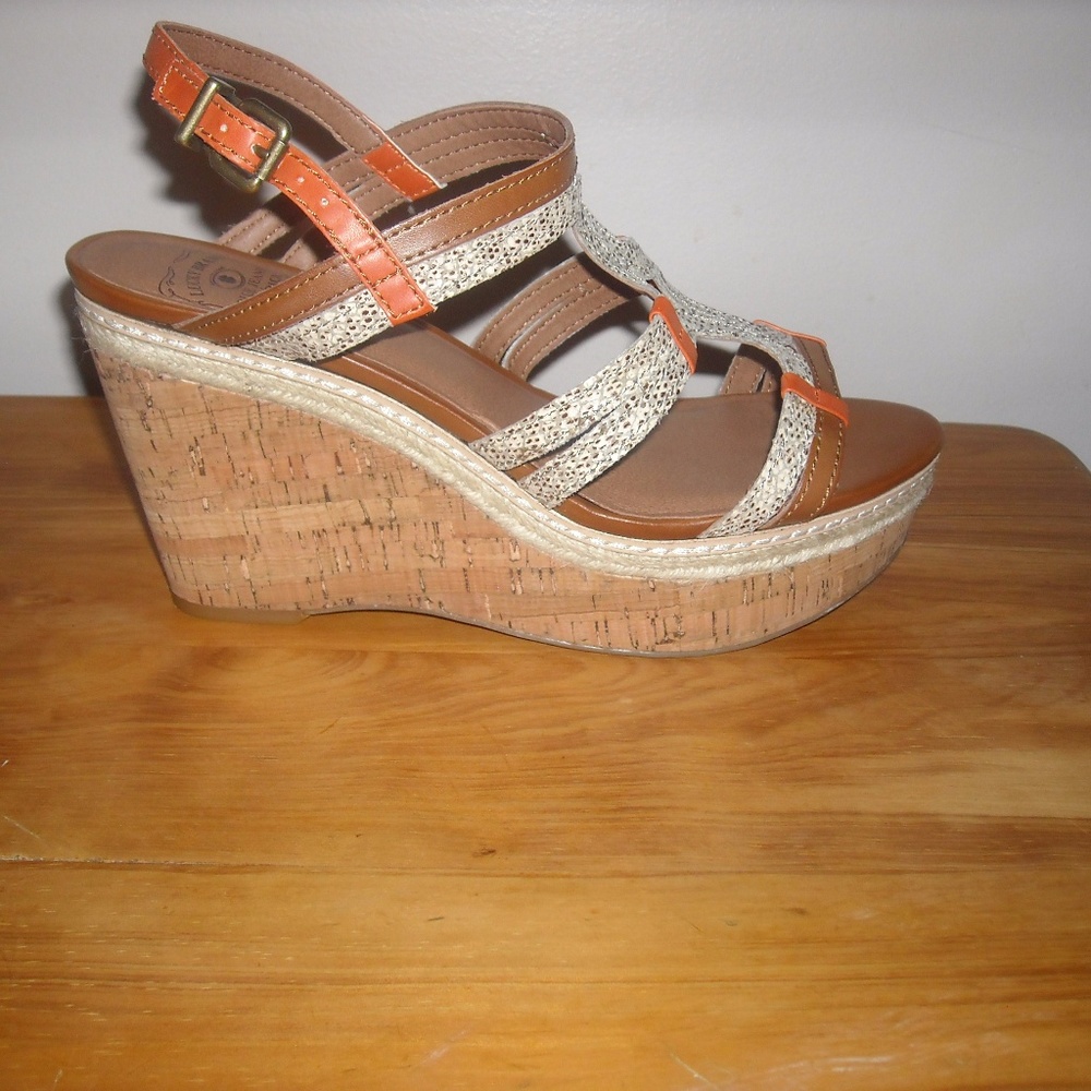 Lucky Brand Keena Wedge Dune Sandal Size 9.5M EUC