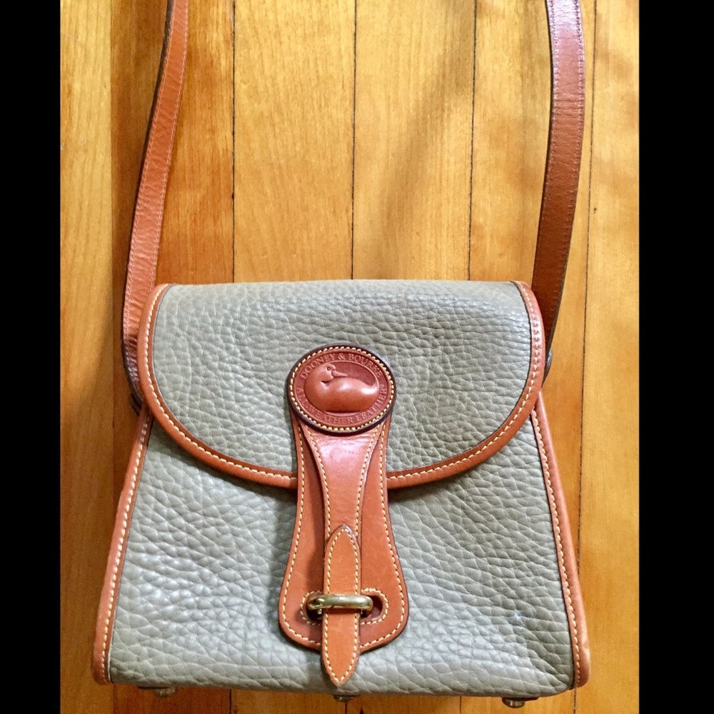 RARE⚡️Vintage Dooney & Bourke Essex handbag