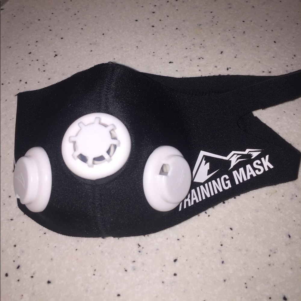 Elevation training mask. Adjustments included.