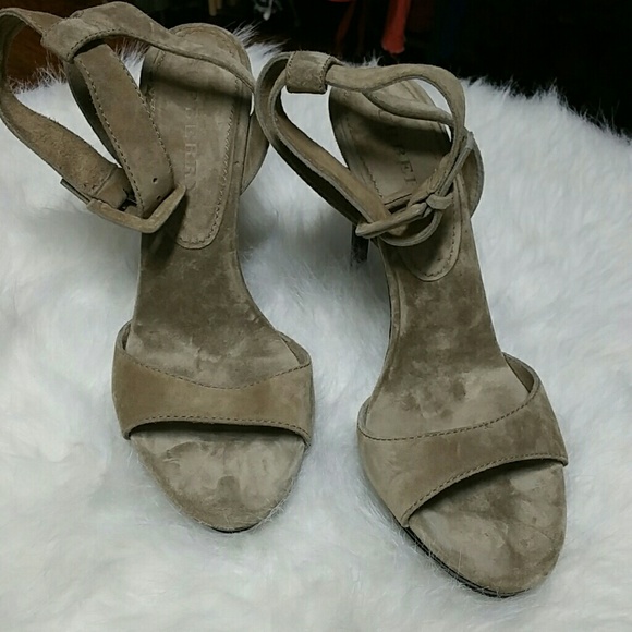 Burberry high heel sandals - Picture 2 of 3