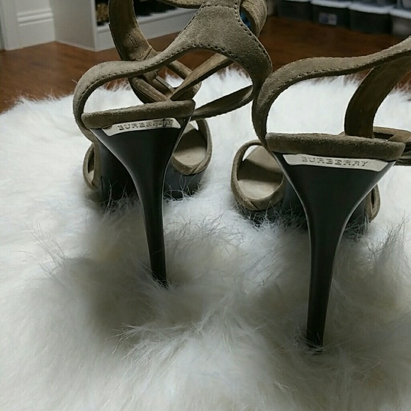 Burberry high heel sandals - Picture 3 of 3