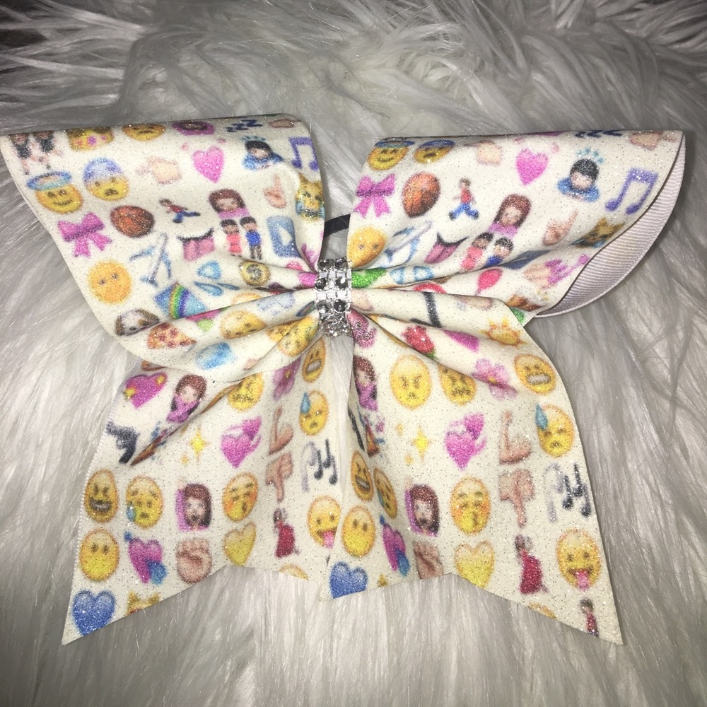 EMOJI BOW