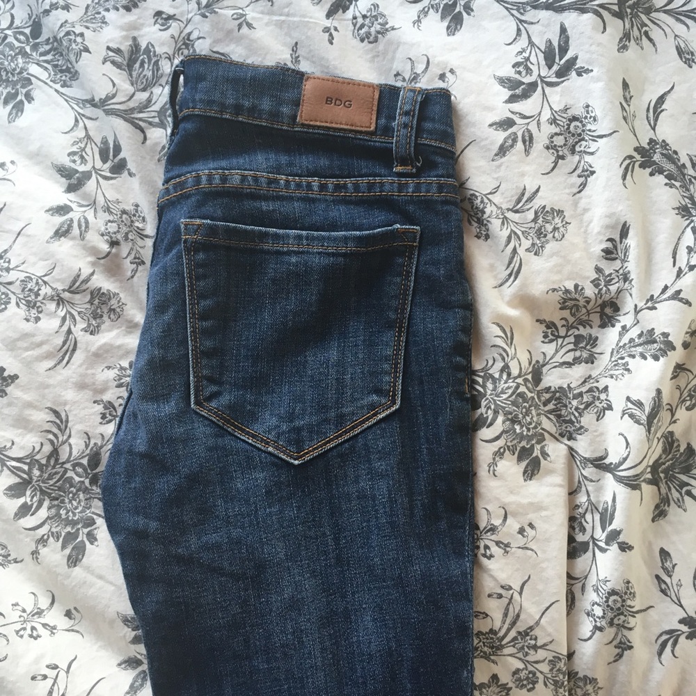 BDG mid rise twig skinny jeans