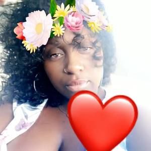 Meet your Posher, Iyanna